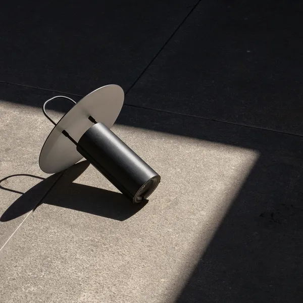 Ray Transportabel Lampe Sort
