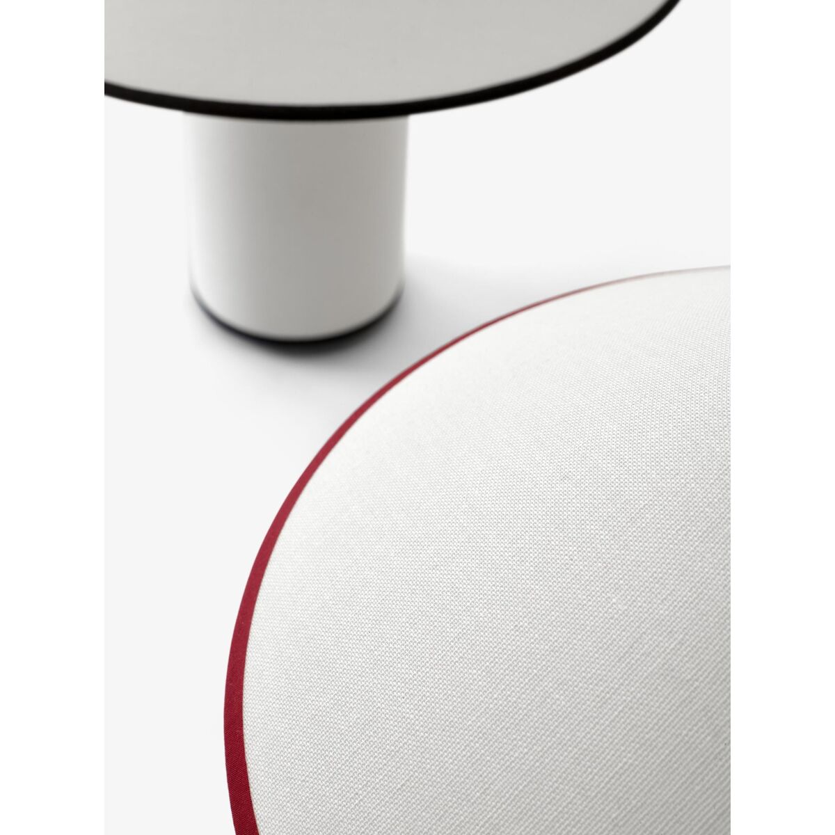 Colette ATD6 Tafellamp Wit/Merlot