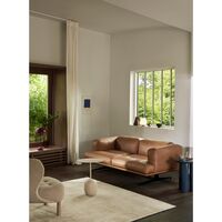 Inland AV22 2-seters sofa Clay 0011/Varm Sort
