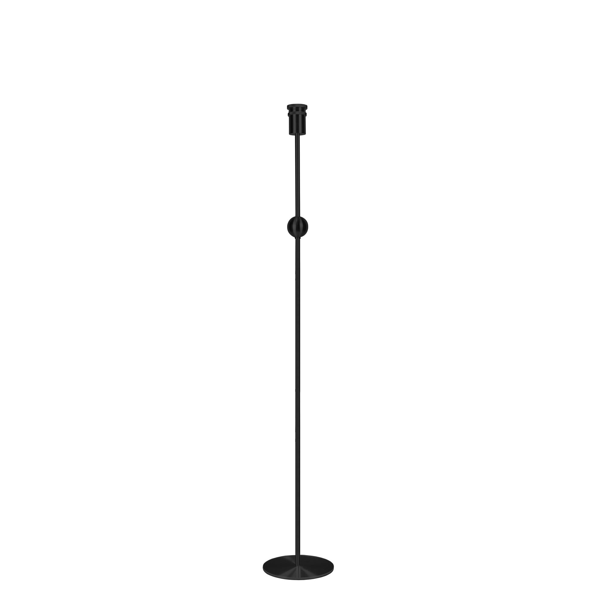 Astrid Golvlampa Svart