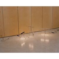To-Tie T3 Bordlampe Mat Sort