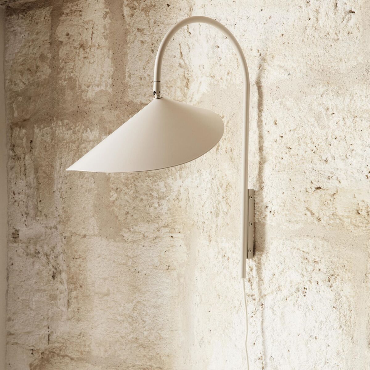 Arum Swivel Wall Lamp Black