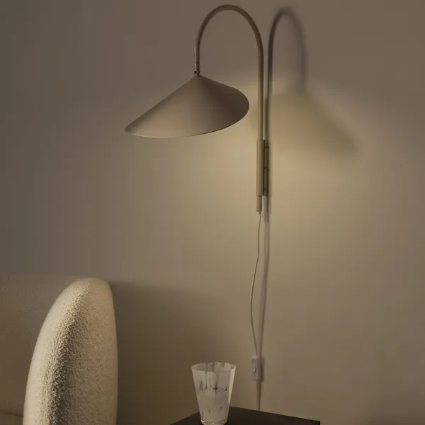 Arum Schwenkbare Wandlampe Schwarz