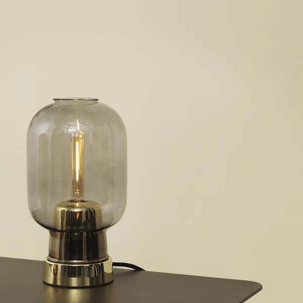 Amp Bordlampe Røgfarvet/Messing