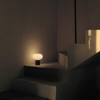 Karl-Johan Transportable Lampe Waldgrün