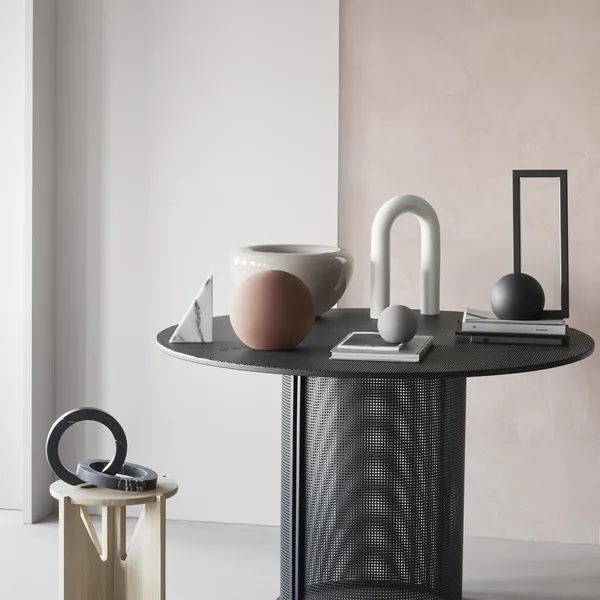 Dot Table Lamp Black