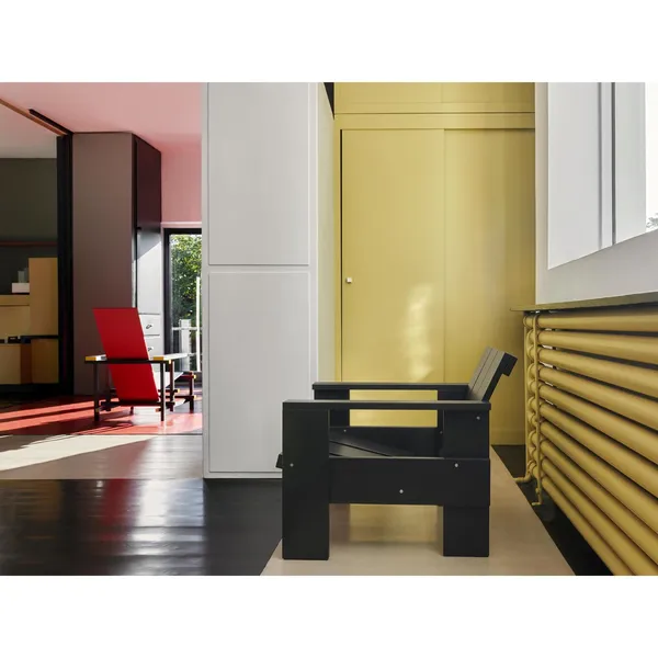 Crate Armchair Black