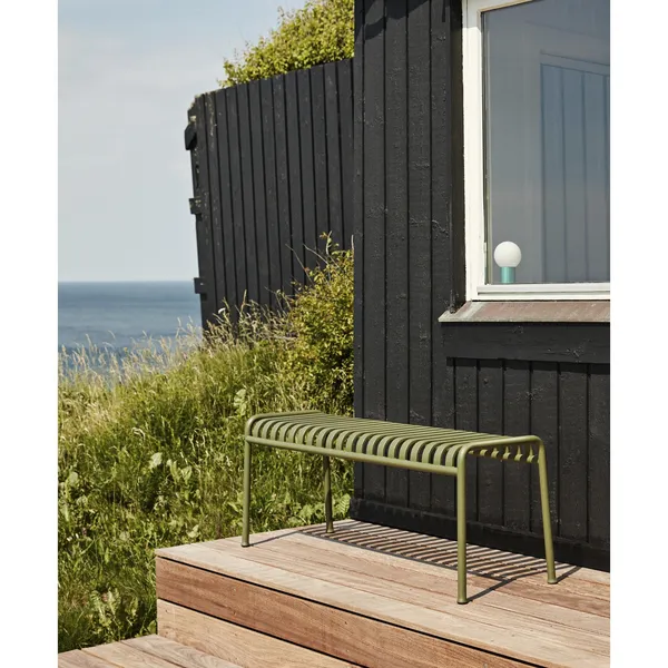 Palissade Bench Iron Red