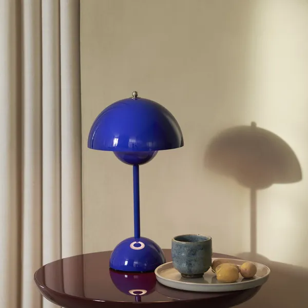 Flowerpot VP9 Transportabel Lampe Cobalt Blue