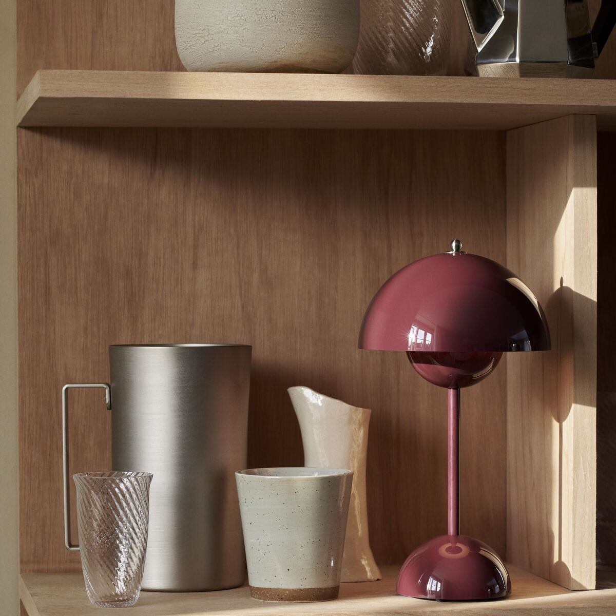 Flowerpot VP9 Tragbare Lampe, Dunkle Pflaume