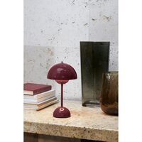 Flowerpot VP9 Tragbare Lampe, Dunkle Pflaume