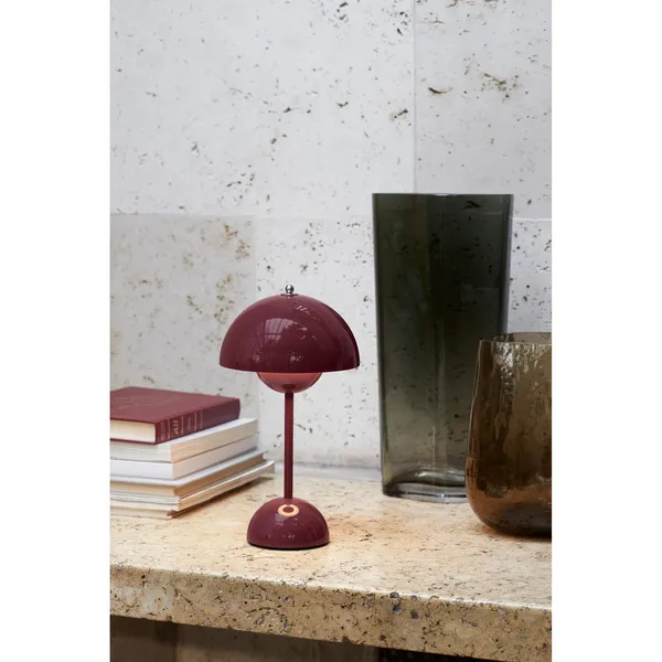 Flowerpot VP9 Transportabel Lampe Dark Plum