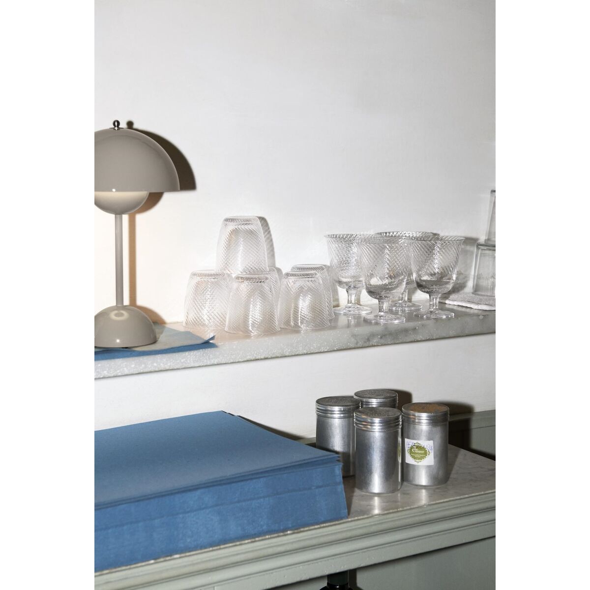 Flowerpot VP9 Tragbare Lampe Grau Beige