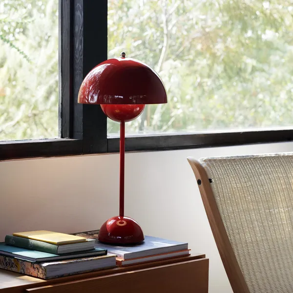 Flowerpot VP3 Bordlampe Dark Plum