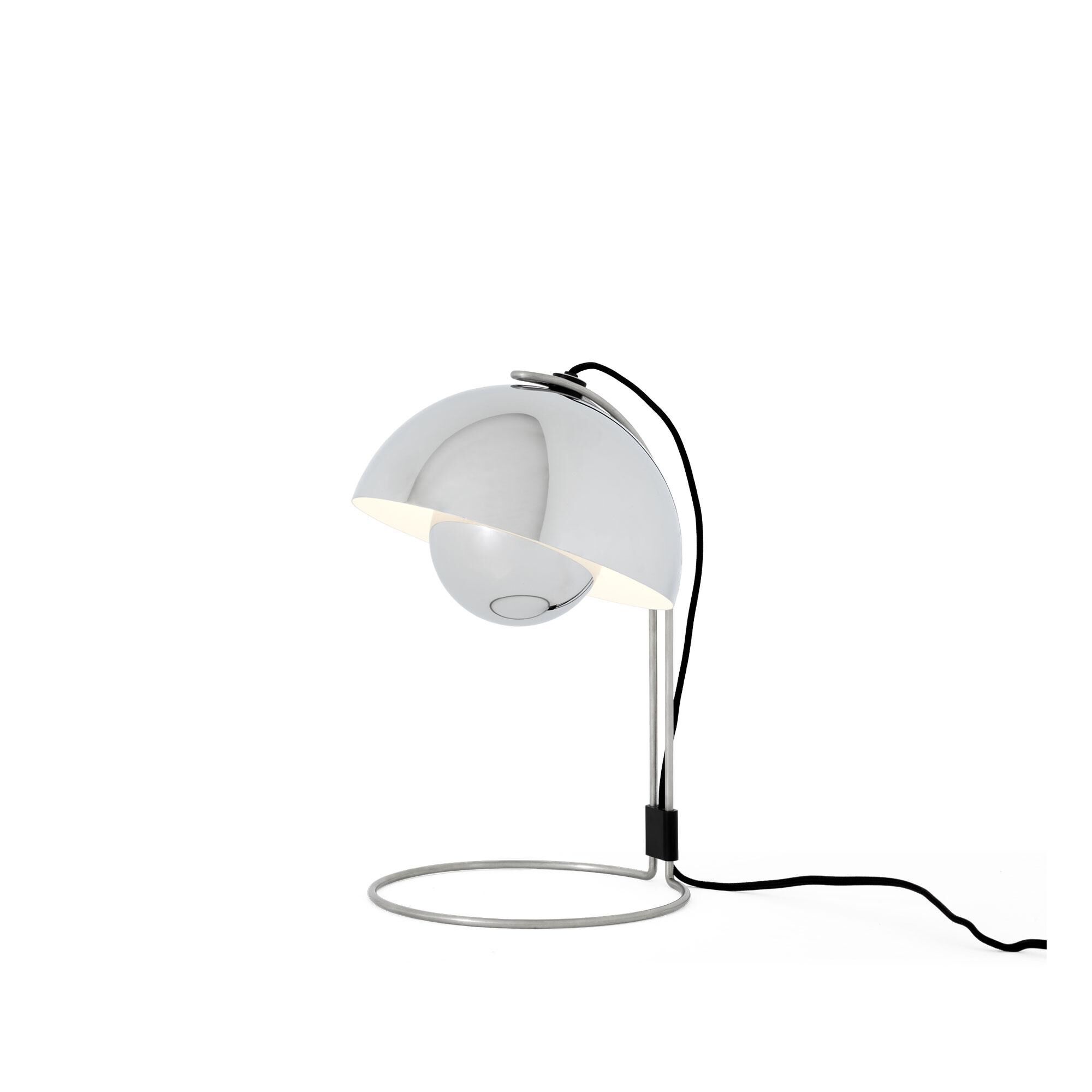Flowerpot VP4 Bordlampe Chrome