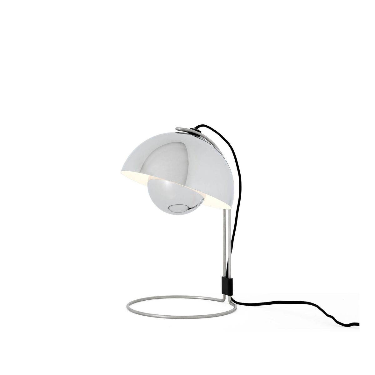Flowerpot VP4 Tischlampe Chrom
