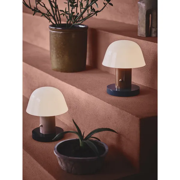 Setago JH27 Table Lamp Maroon/Grape