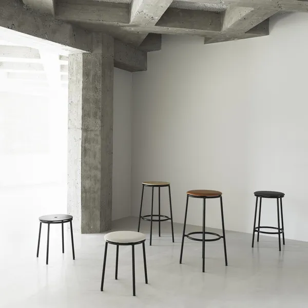 Circa Barstol H65 Sort/Sort Eik