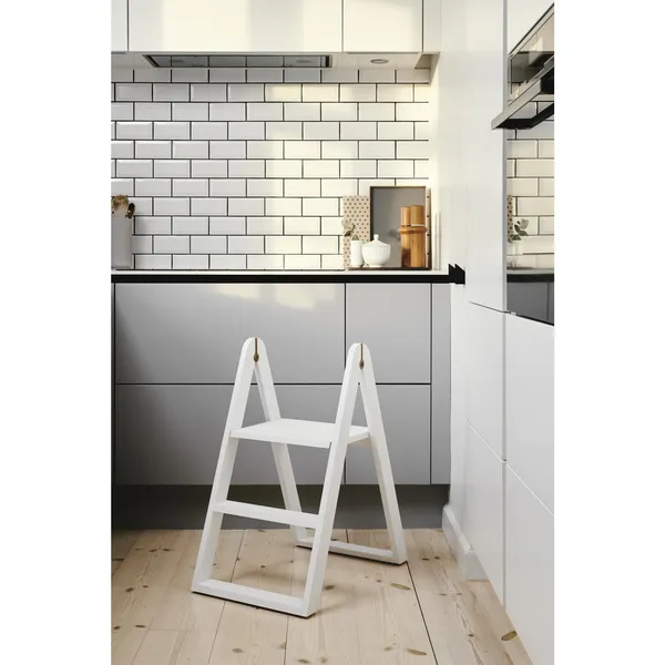 Reech Stepladder White