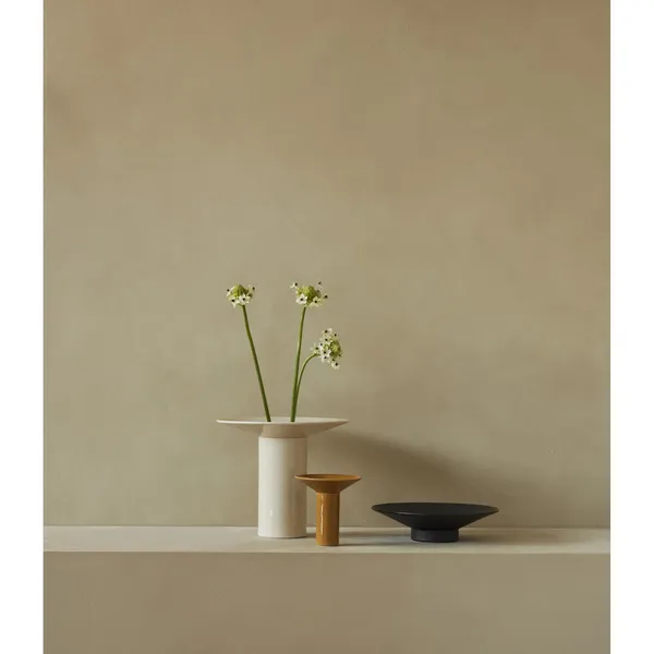 Hana Vase H26 Ashen