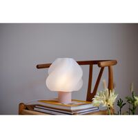 Crème Atelier Soft Serve Regular Table Lamp Wild Strawberry