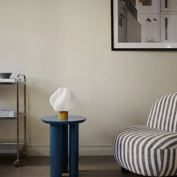 Crème Atelier Soft Serve Regular Table Lamp Cloudberry