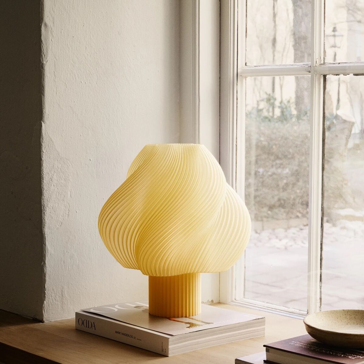 Crème Atelier Soft Serve Grande Table Lamp Limoncello Sorbet