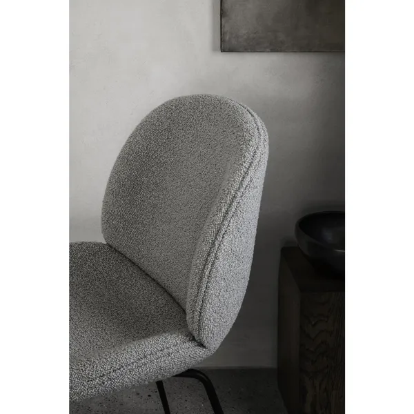 Beetle Dining Chair Around Bouclé 032