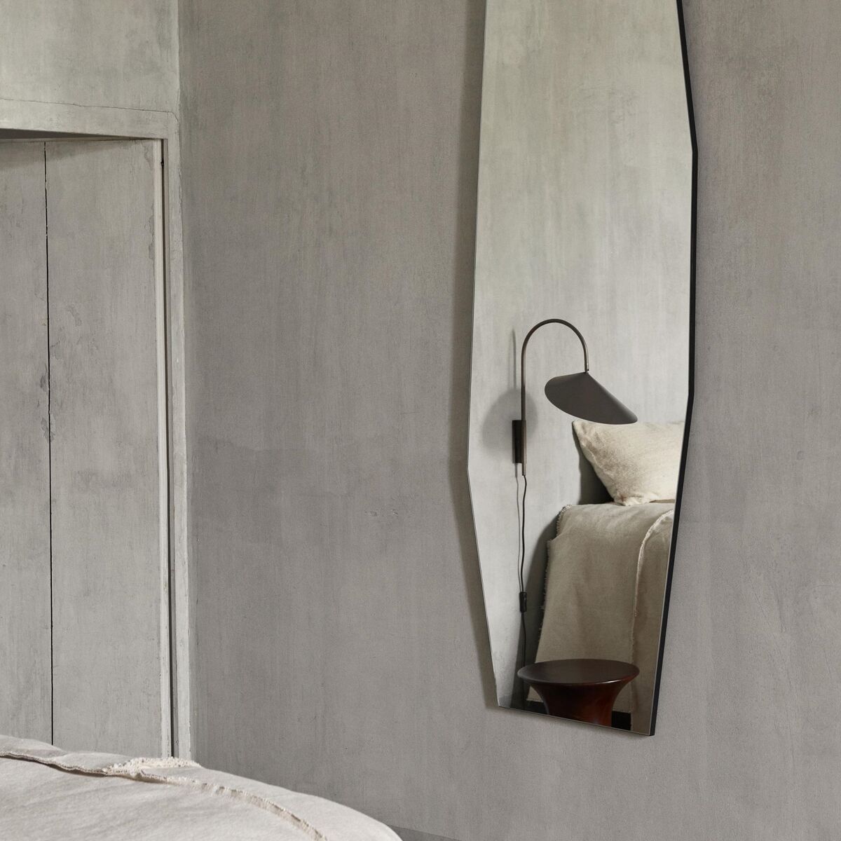 Arum Draaibare Wandlamp Brons