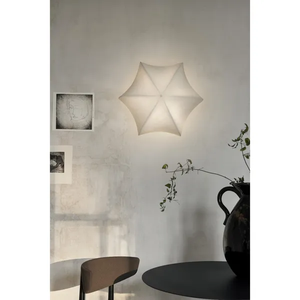 Poem Wall Lamp Ø36 White/Cashmere