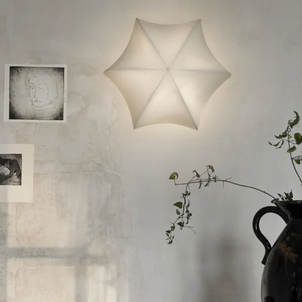 Poem Wall Lamp Ø60 White/Cashmere