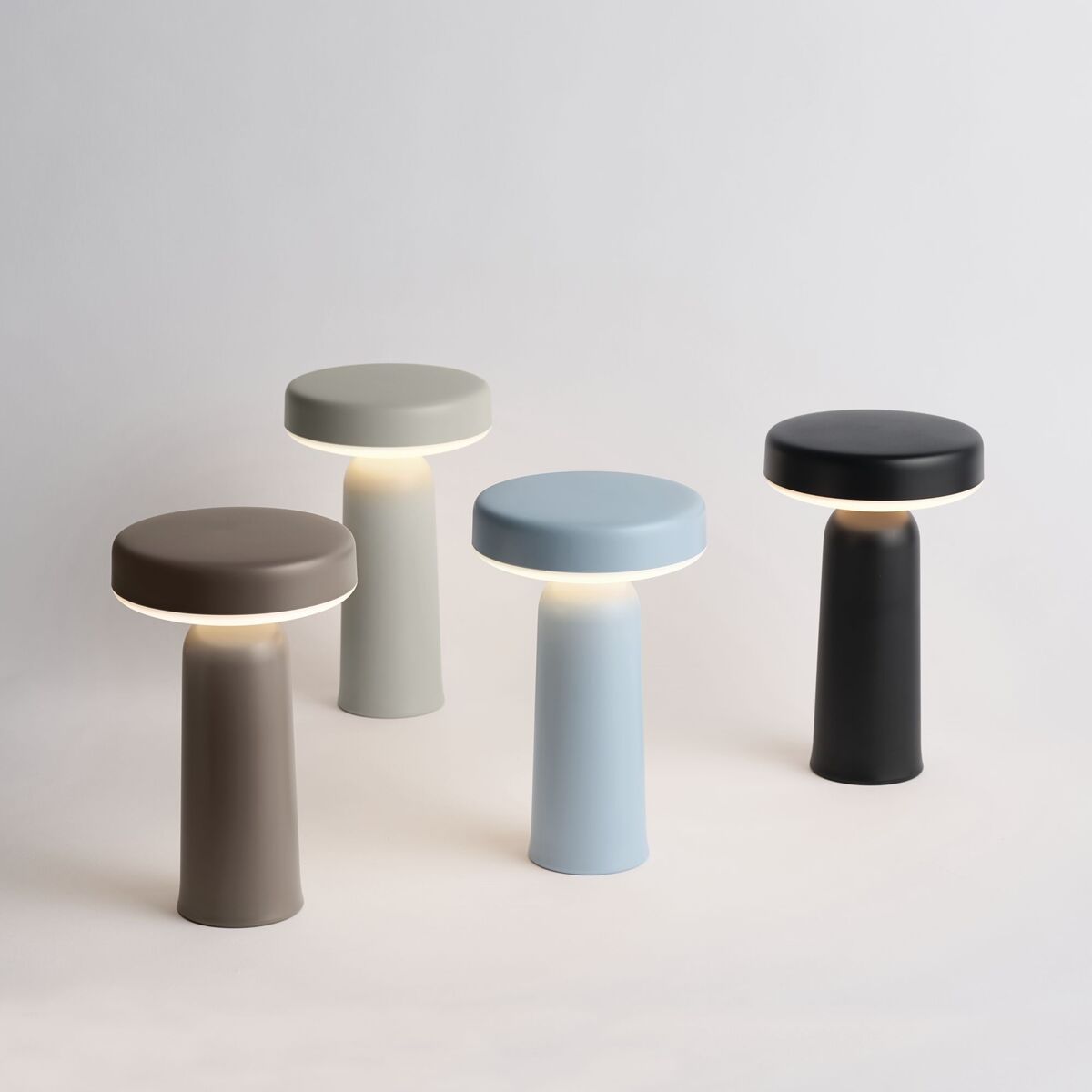 Ease Tragbare Lampe Schwarz