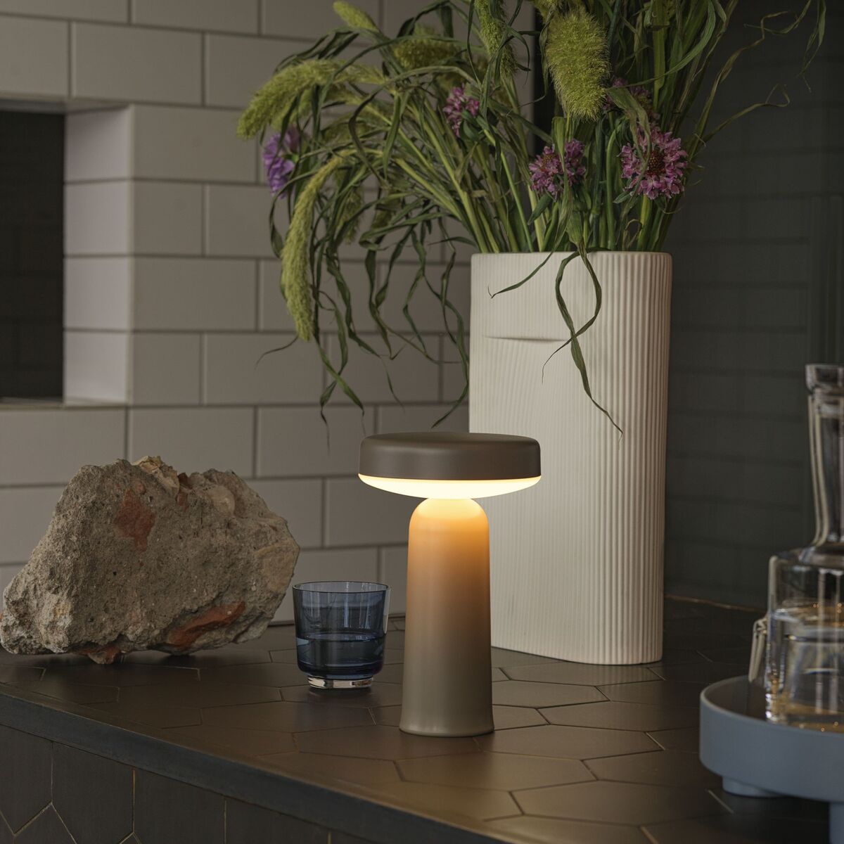 Ease Tragbare Lampe Taupe
