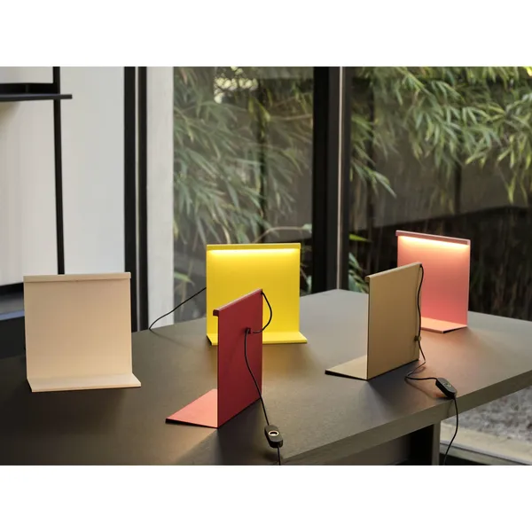 LBM Tischlampe Cremeweiß