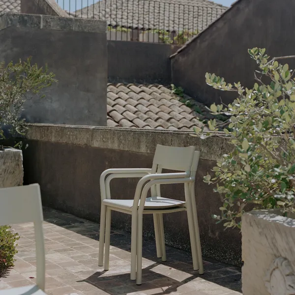 May Outdoor Chair with Armrests Light Gray