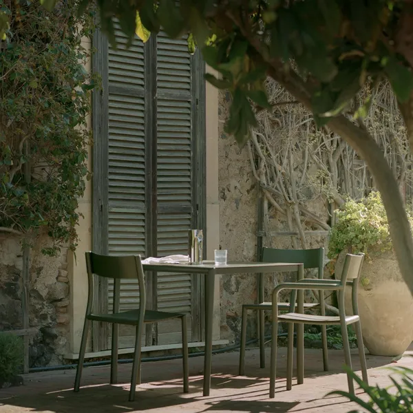 May Outdoor Table 85x85 Dark Green