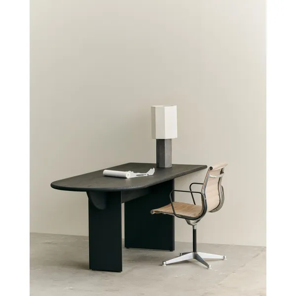 Pillabout 01 Desk L200 Black Lacquered Oak