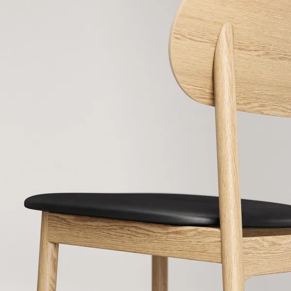 Elephant Dining Chair Natural Oak/Black Leather