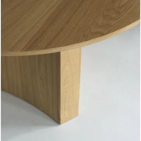 Bow Dining Table Oak