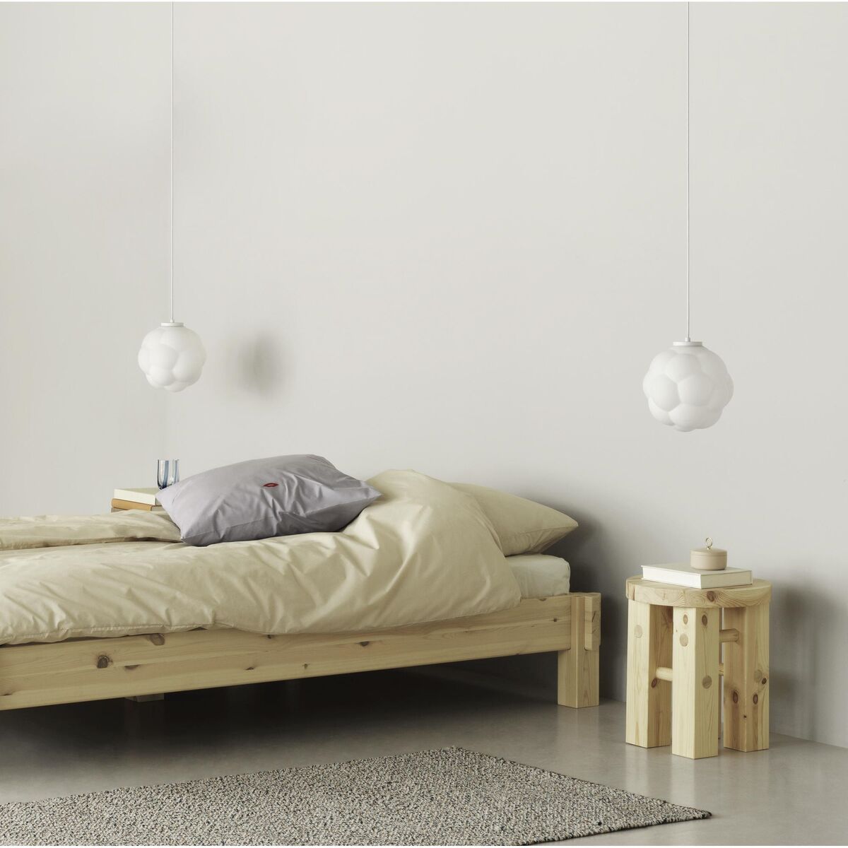 Tabouret en Pin Pin