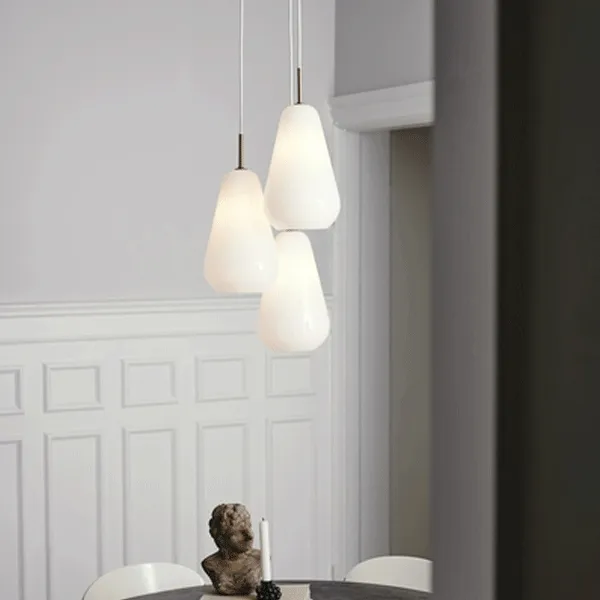 Anoli 3 Pendelleuchte in Opal