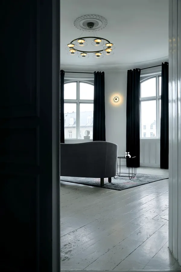 Blossi 8 Lysekrone Nordisk Guld & Klart Glas