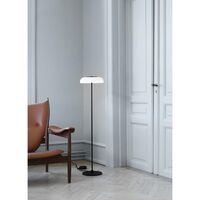 Blossi Gulvlampe Sort/ Opal Hvit