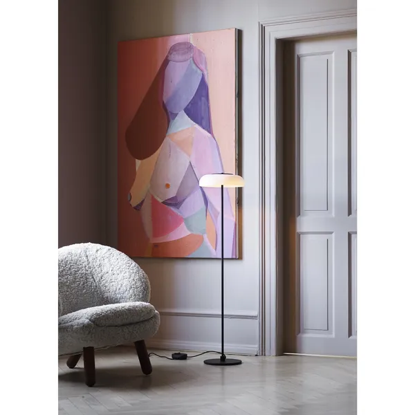 Blossi Gulvlampe Sort/ Opal Hvit