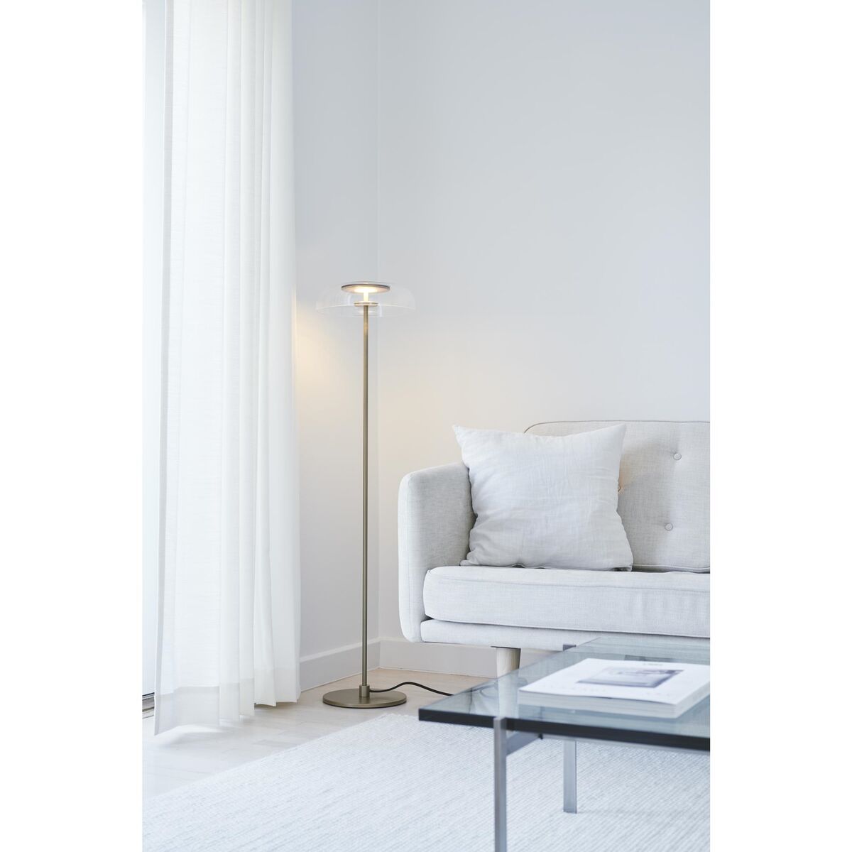 Blossi Gulvlampe Nordisk Gull