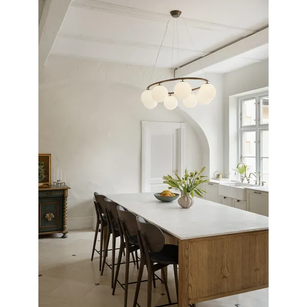 Miira 8 Oval Chandelier Dark Bronze/Optic Clear