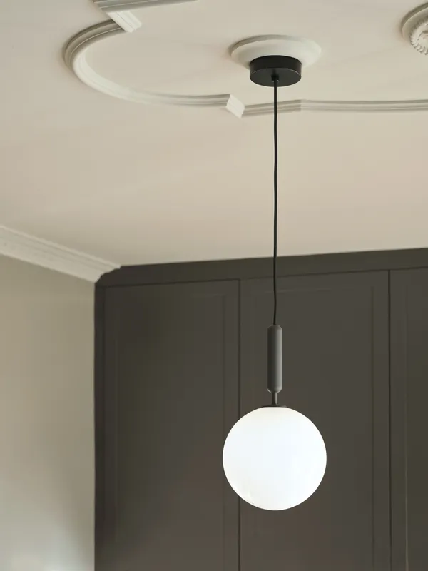 Miira 1 Pendel Rock Grey & Opal Hvid Stor