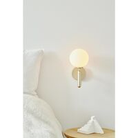Miira Wandlampe Messing/ Opalweiß