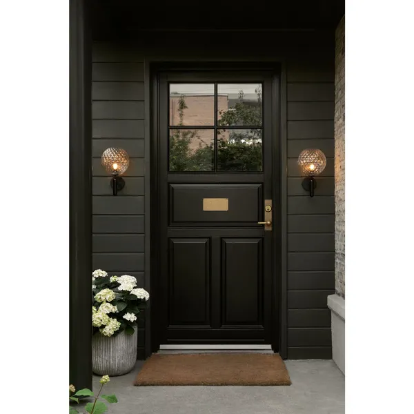 Miira Outdoor Wall Lamp Black & Clear Optic