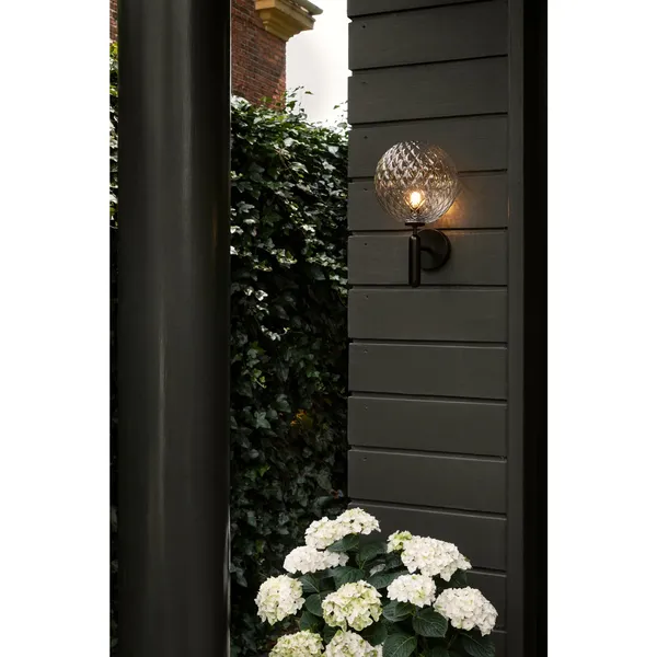 Miira Outdoor Wall Lamp Black & Clear Optic